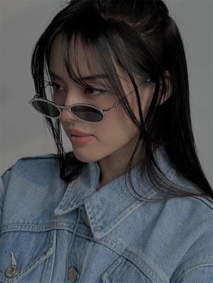 Full Diamond Oval Frame Hot Girl High-end Sunshade Sunglasses - Image 5